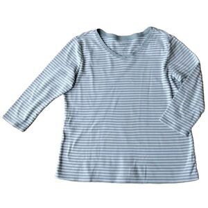 Pendleton Tee Women Medium Light Green White Striped 3/4 Sleeve Shirt V-Neck‎